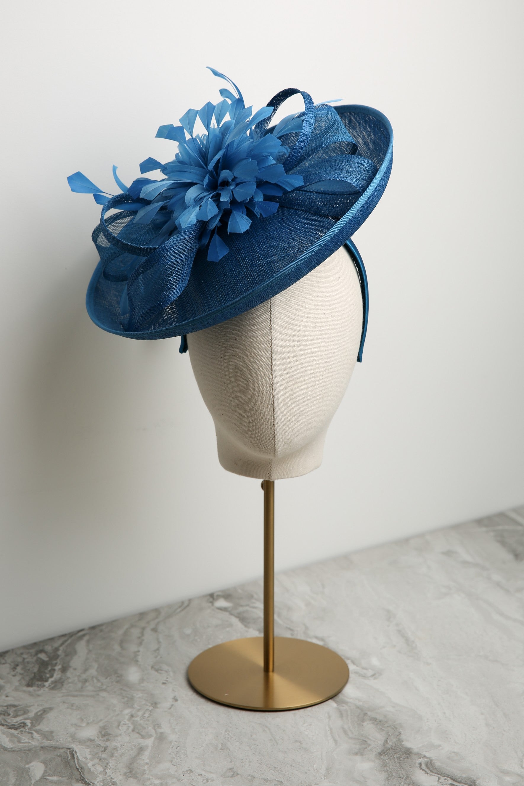 Condici Up-swept Disc Fascinator in Lagoon