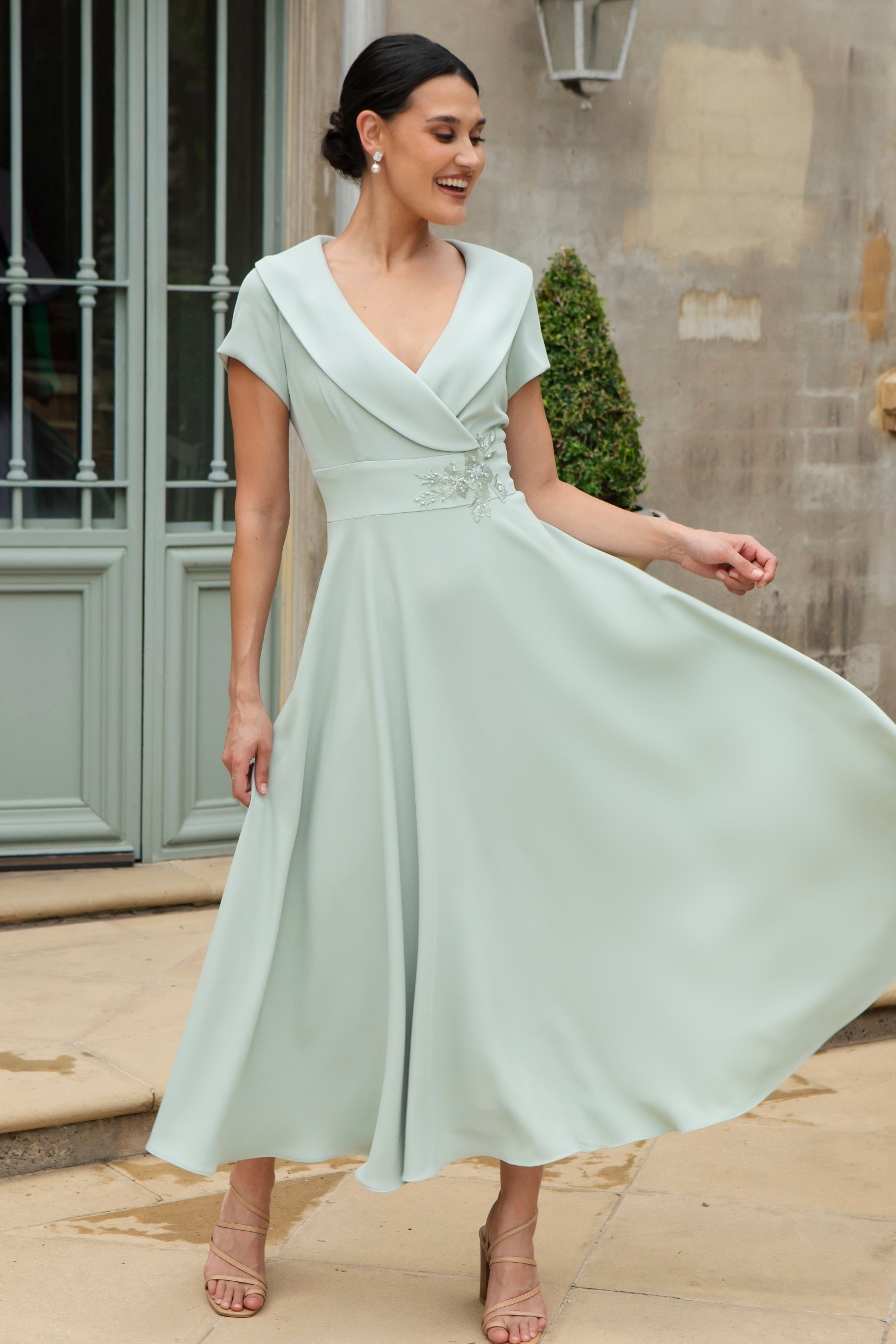 Ispirato Softly Flared Dress with Sleeves in Meadow Mist Green